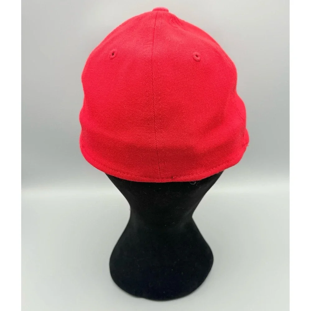 New Era Chicago Blackhawks 2013 Stanley Cup Champions Hat M/L Flex Fit Cap‎ Red